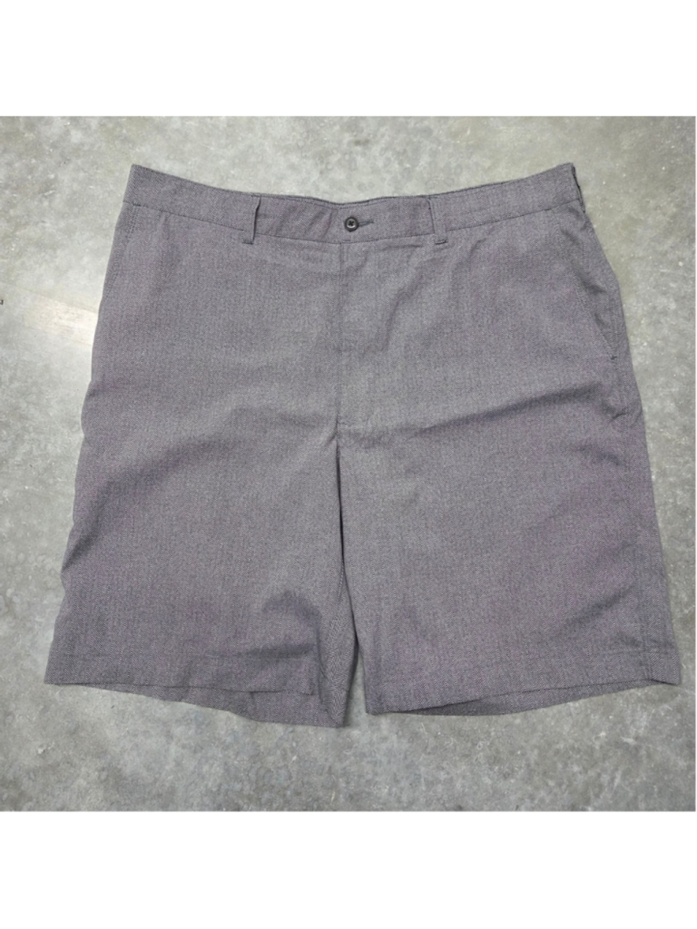 PGA Men's Gray Shorts Athleisure Golfcore Preppy Old Money Size 38